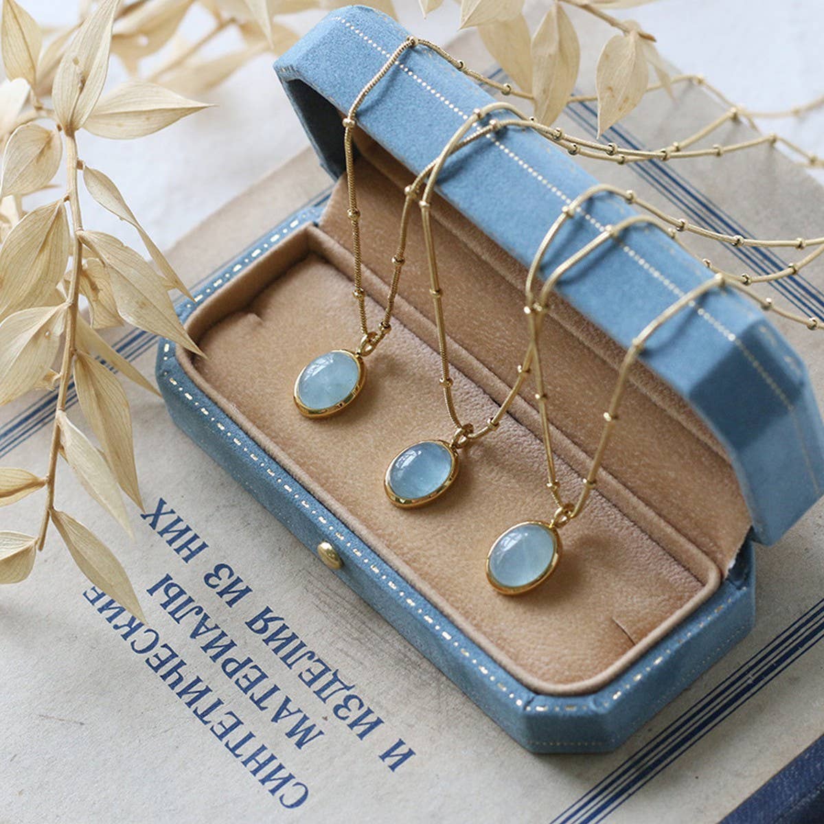 OVAL AQUAMARINE NECKLACE_CWAJE1600