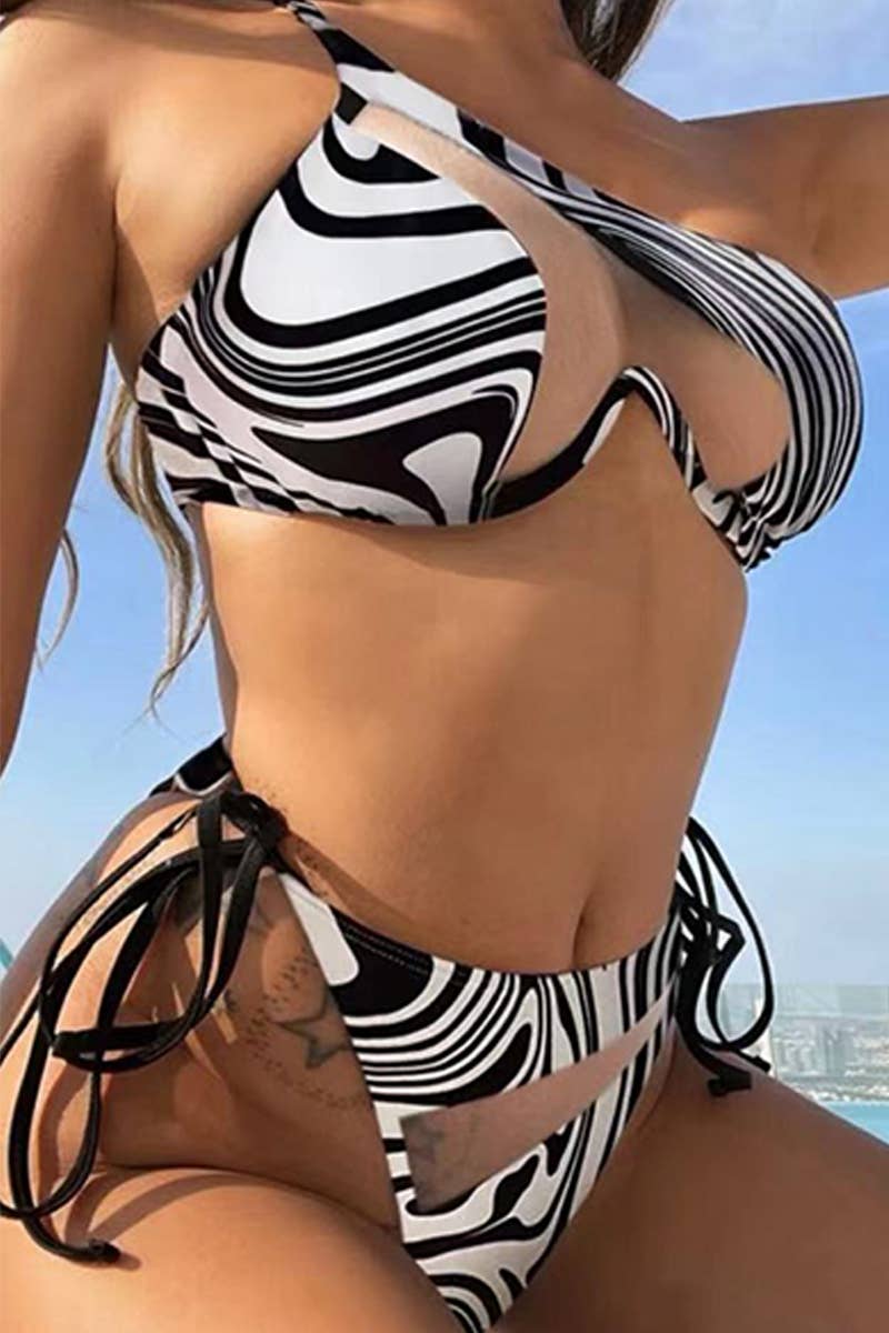 CWMW0791_FASHIONABLE THREE-POINT BIKINI SWIMSUIT