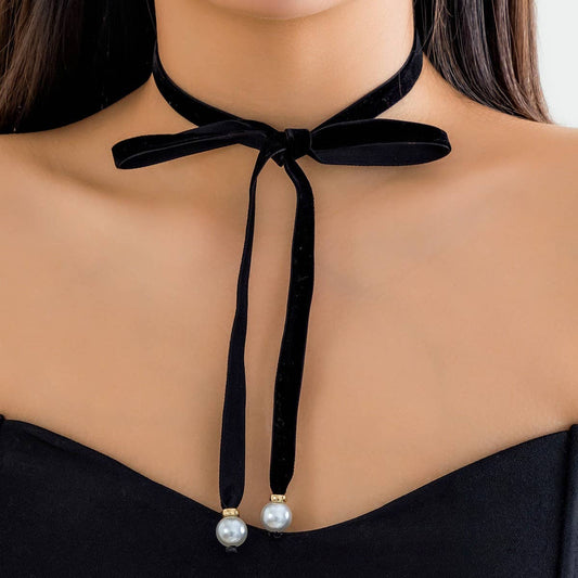 LONG STRAPPY CHOKER WITH PEARL PENDANT TASSEL