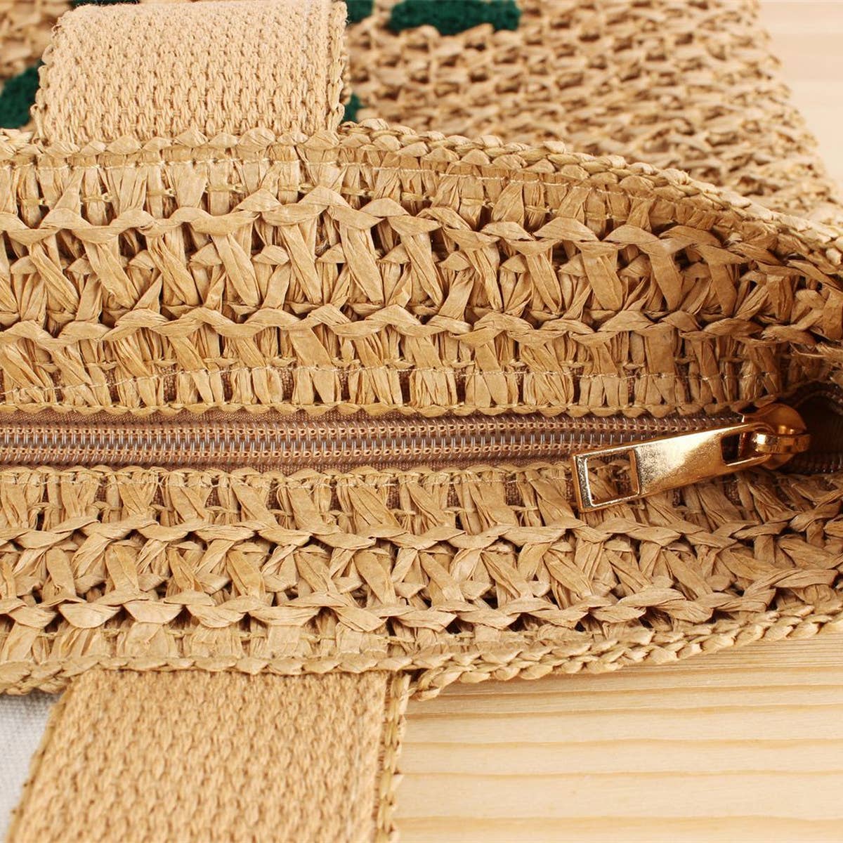 VERSATILE LETTER LARGE CAPACITY STRAW BAG_CWAB2014
