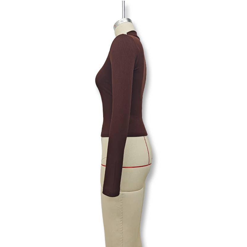 Semi-high-neck cutout waist base T-shirt