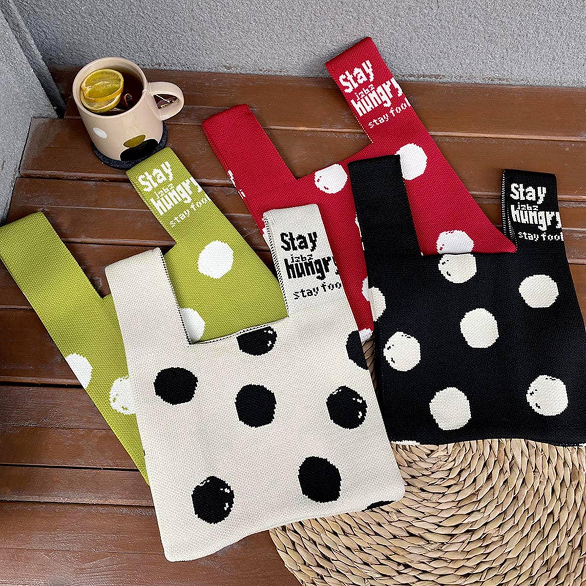 BLACK AND WHITE POLKA DOT KNITTED BAG_CWAB3227
