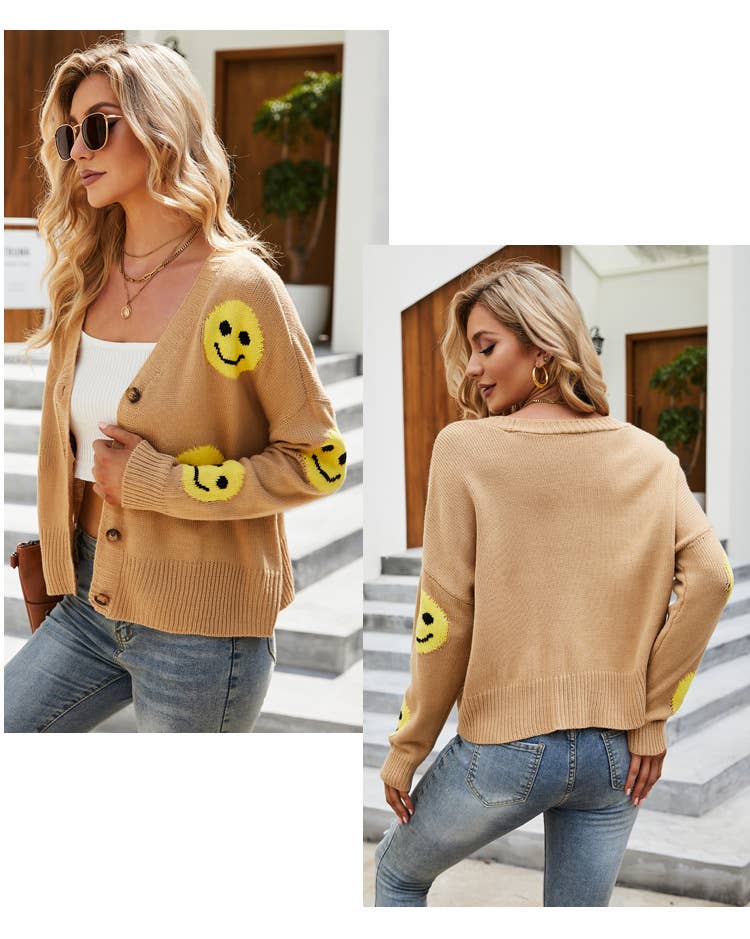 Smileyface knit sweater cardigan with long sleeves