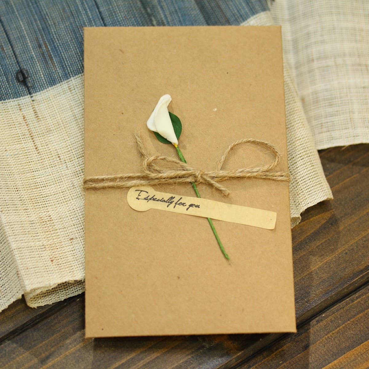 VINTAGE KRAFT PAPER DRIED FLOWER GREETING CARD