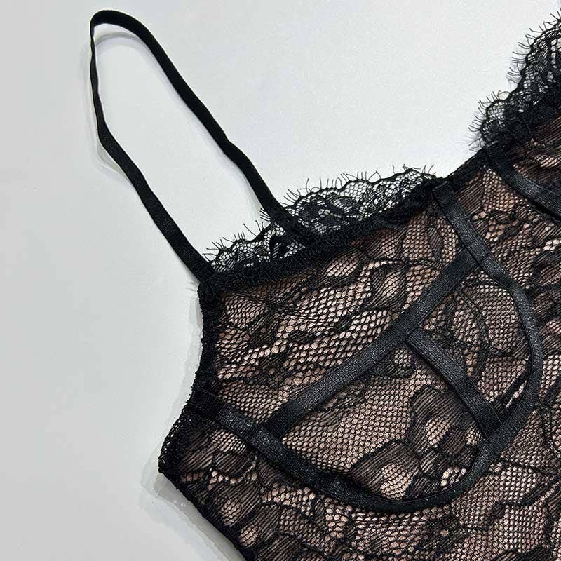 A strapless off-the-shoulder slimming dress