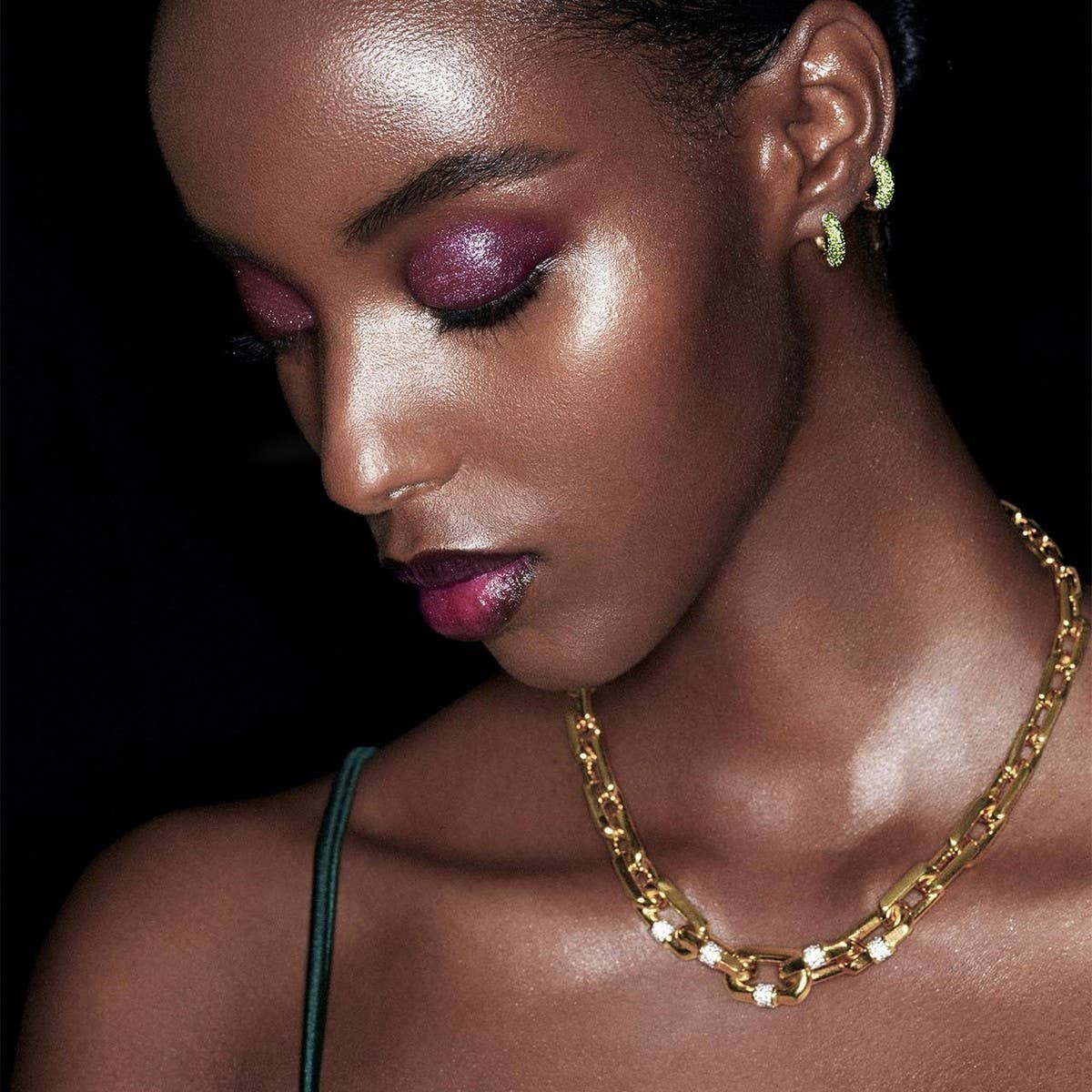 Fashionable And Exquisite Earrings With Chain_CWAJE5128