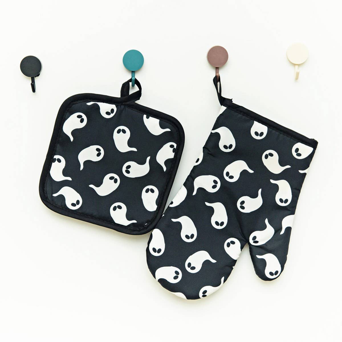 NEW HALLOWEEN CARTOON INSULATED GLOVES