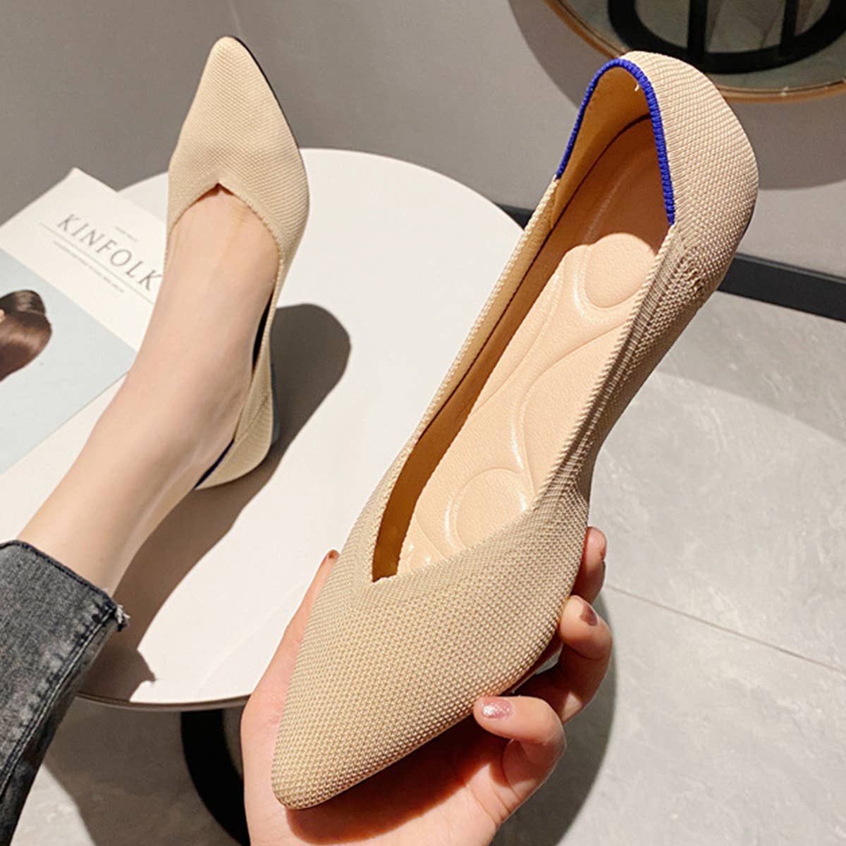 COMFORTABLE POINTED FLAT SHOES FOR WOMEN
