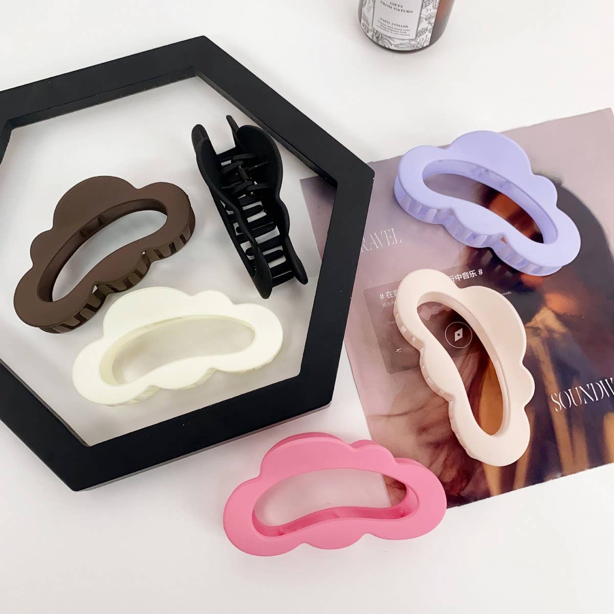 DOPAMINE MATTE ELEGANT TEMPERAMENT HAIRPIN