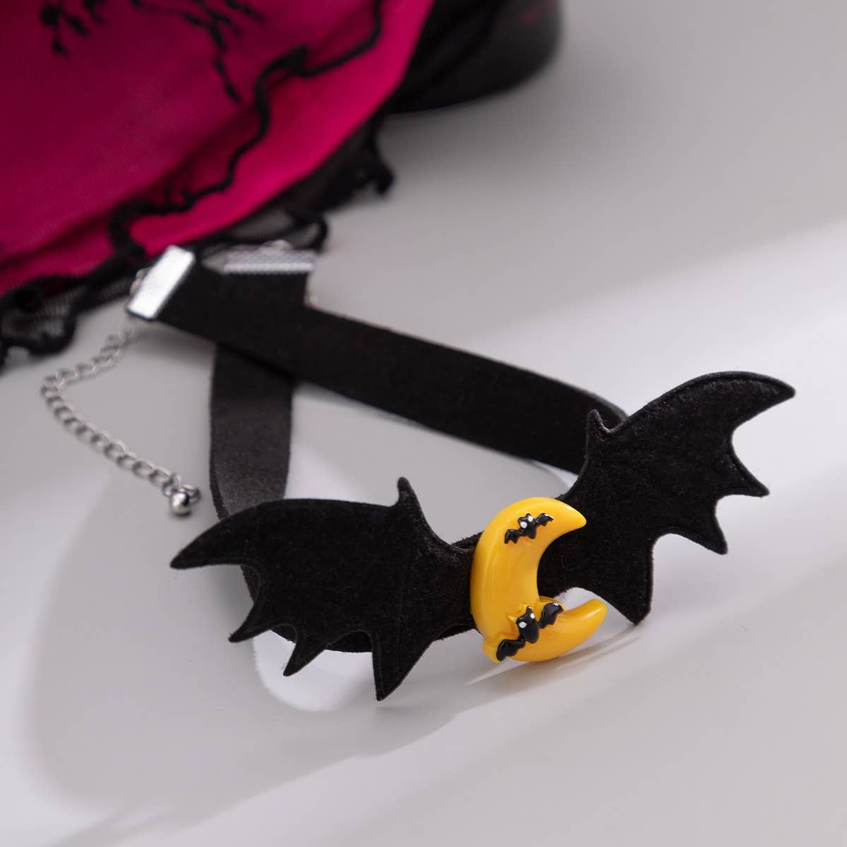 SWEET COOL HALLOWEEN PUMPKIN GHOST NECKLACE