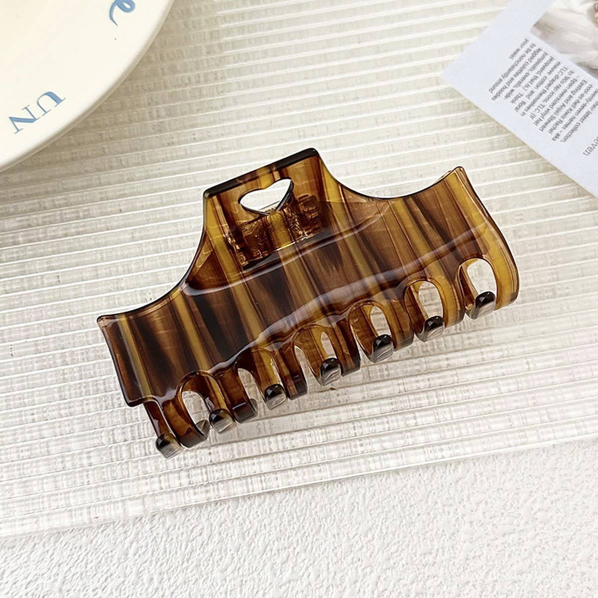 CONTRAST SQUARE STRIPE HAIR CLIP