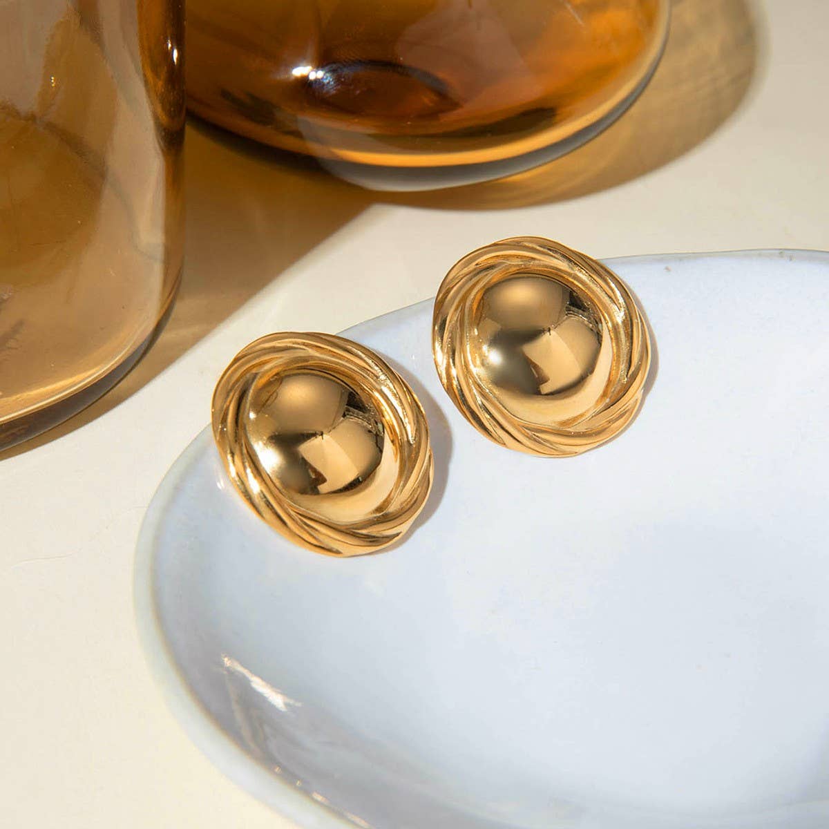 LIGHT LUXURY HORIZONTAL STRIPED ROUND EARRINGS