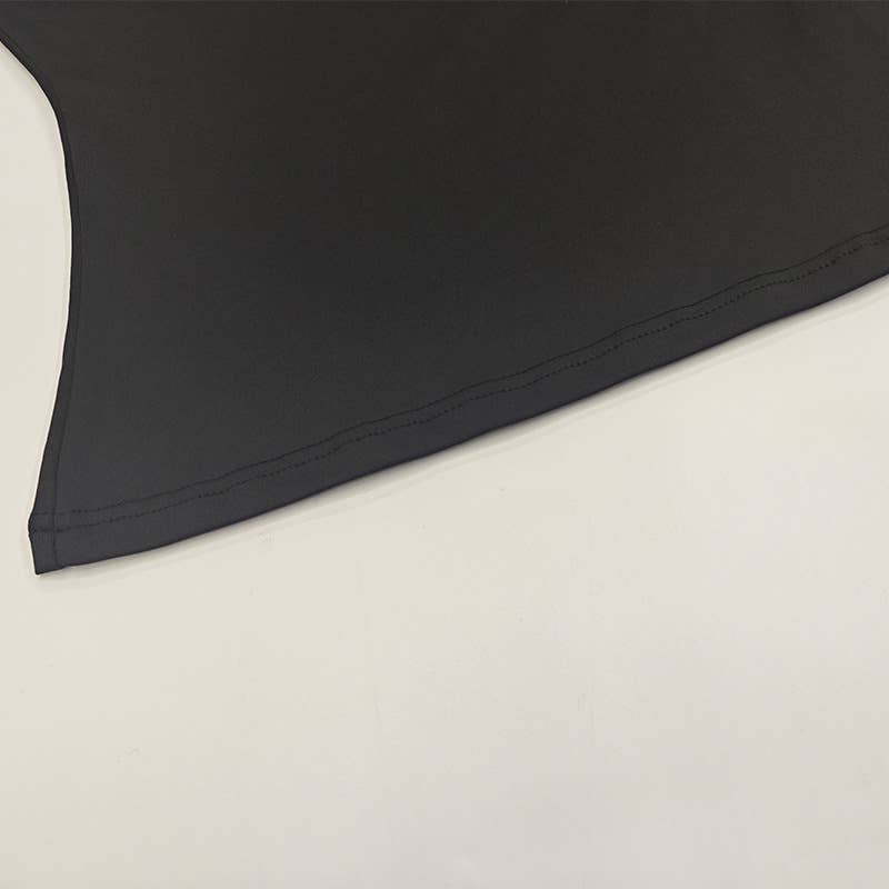 Solid color off-the-shoulder T-shirt