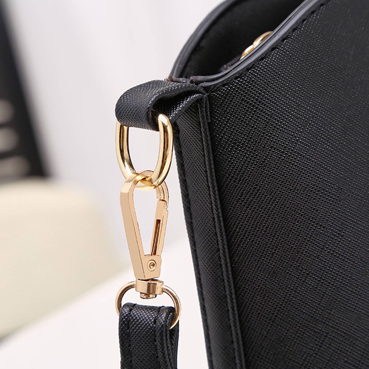WOMEN SHOULDER BAG MESSENGER BAG_CWAB0970