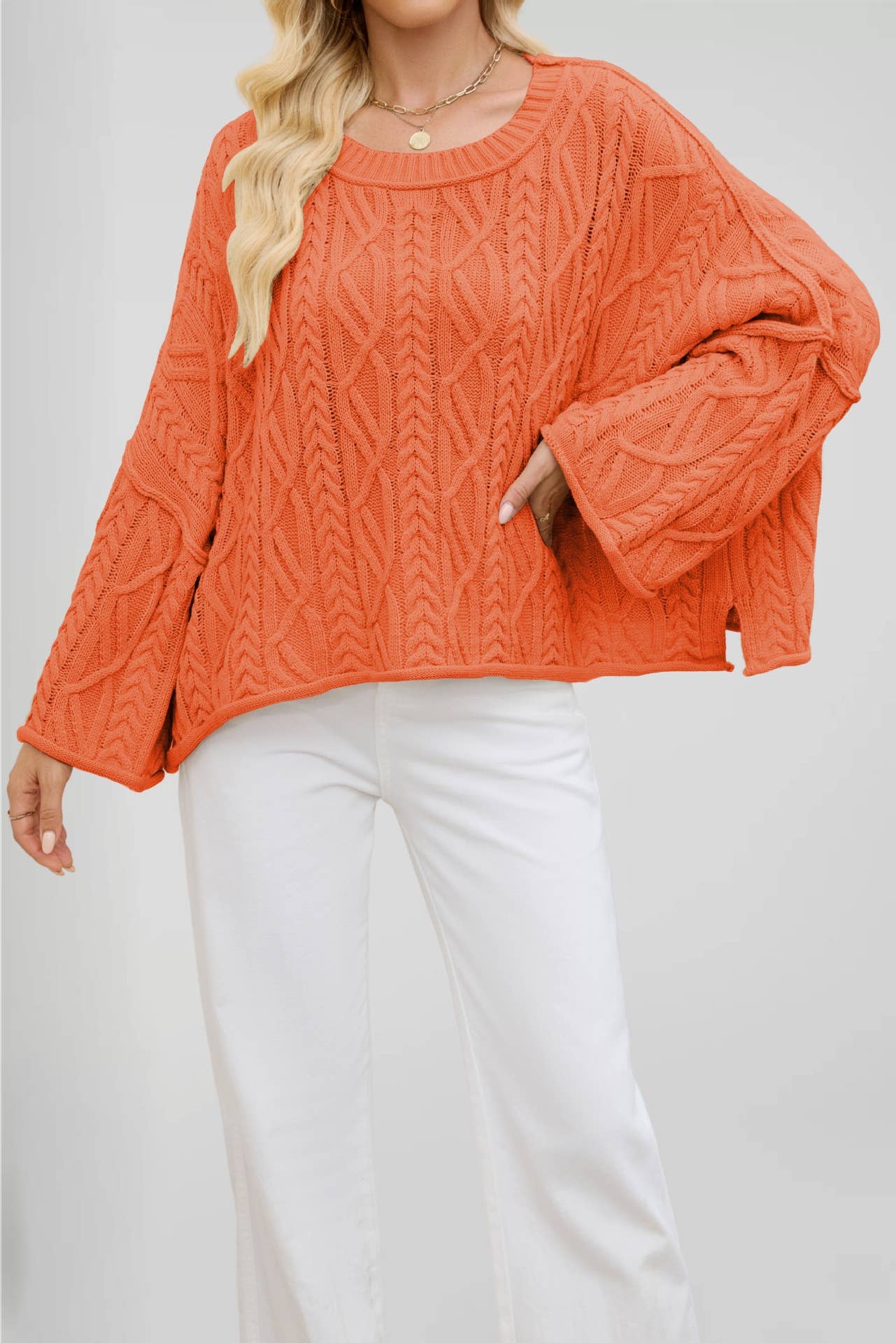 Round-neck short twisted loose knitted sweater