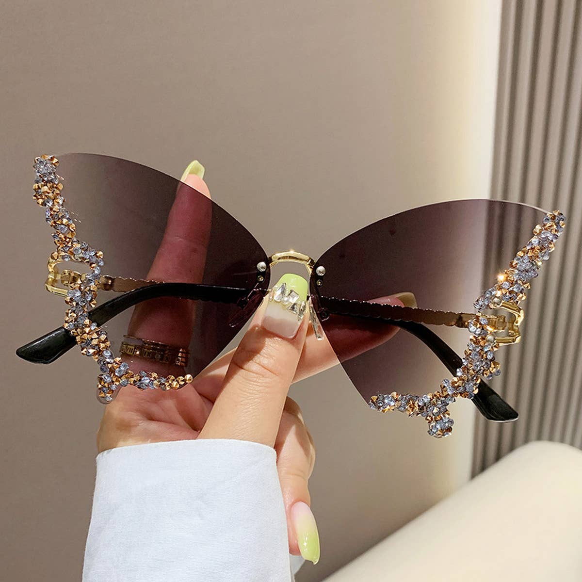 VINTAGE RHINESTONE BUTTERFLY SUNGLASSES
