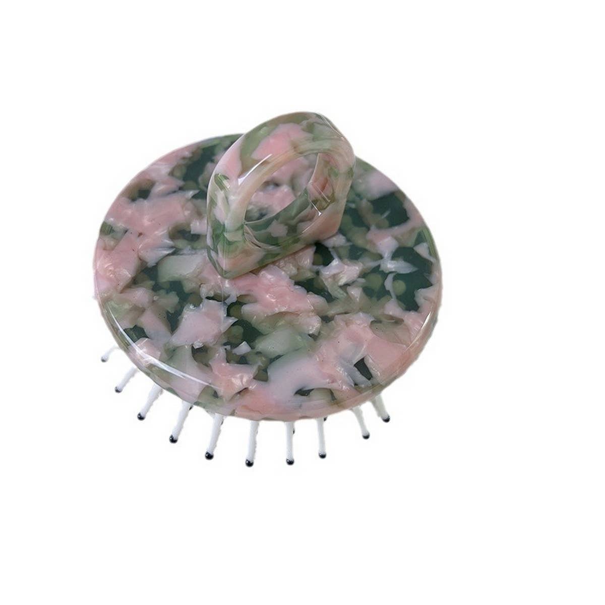 SIMPLE AND PORTABLE MASSAGE COMB