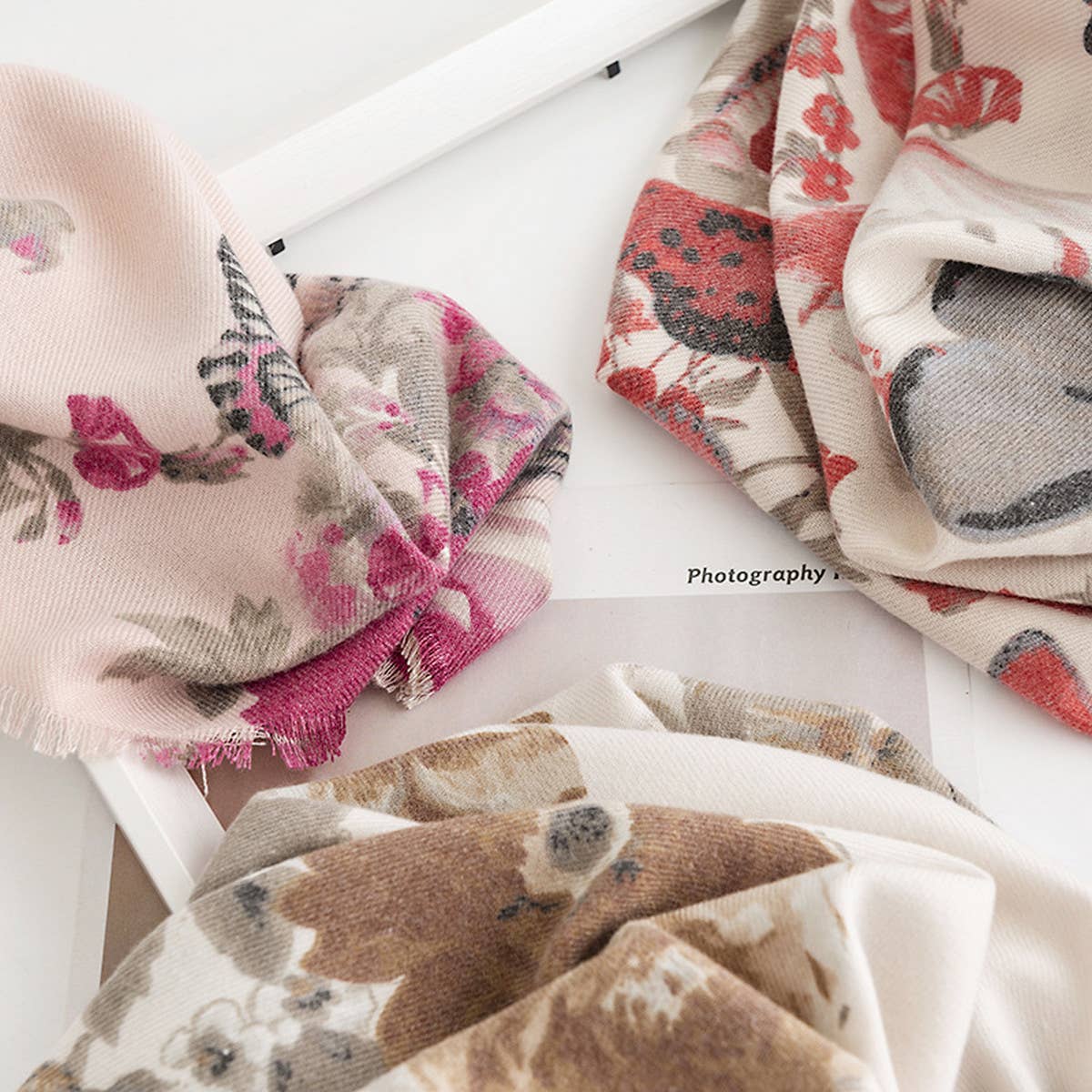 STYLISH WARM FRINGED TWILL FLORAL SCARF_CWASC0488