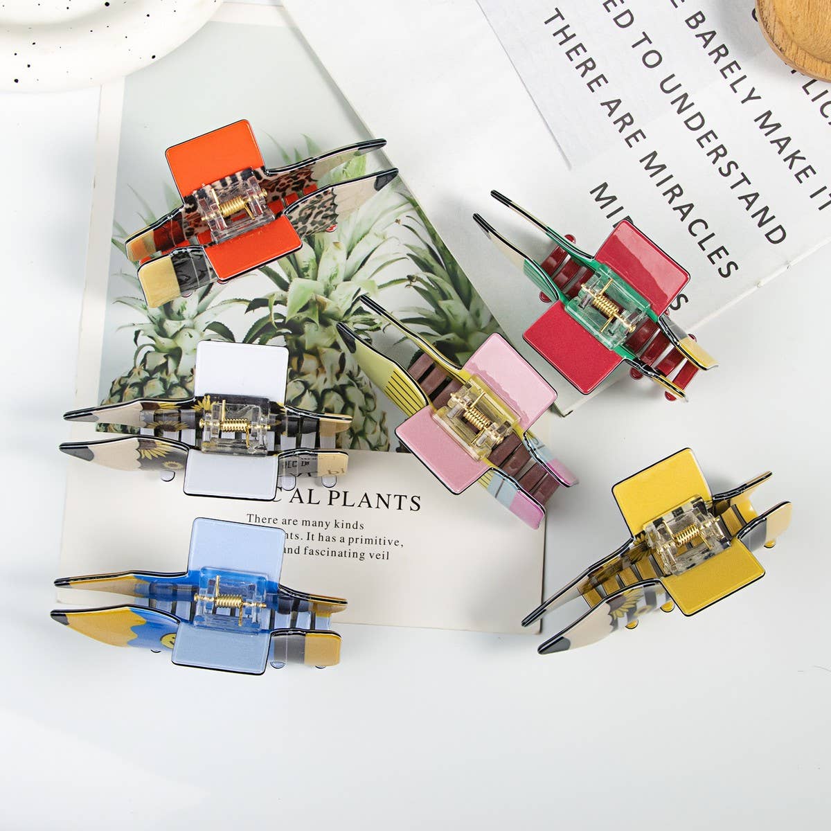 CWAHA5139_SUNFLOWER LEOPARD STRIPE PENCIL HAIR CLIP