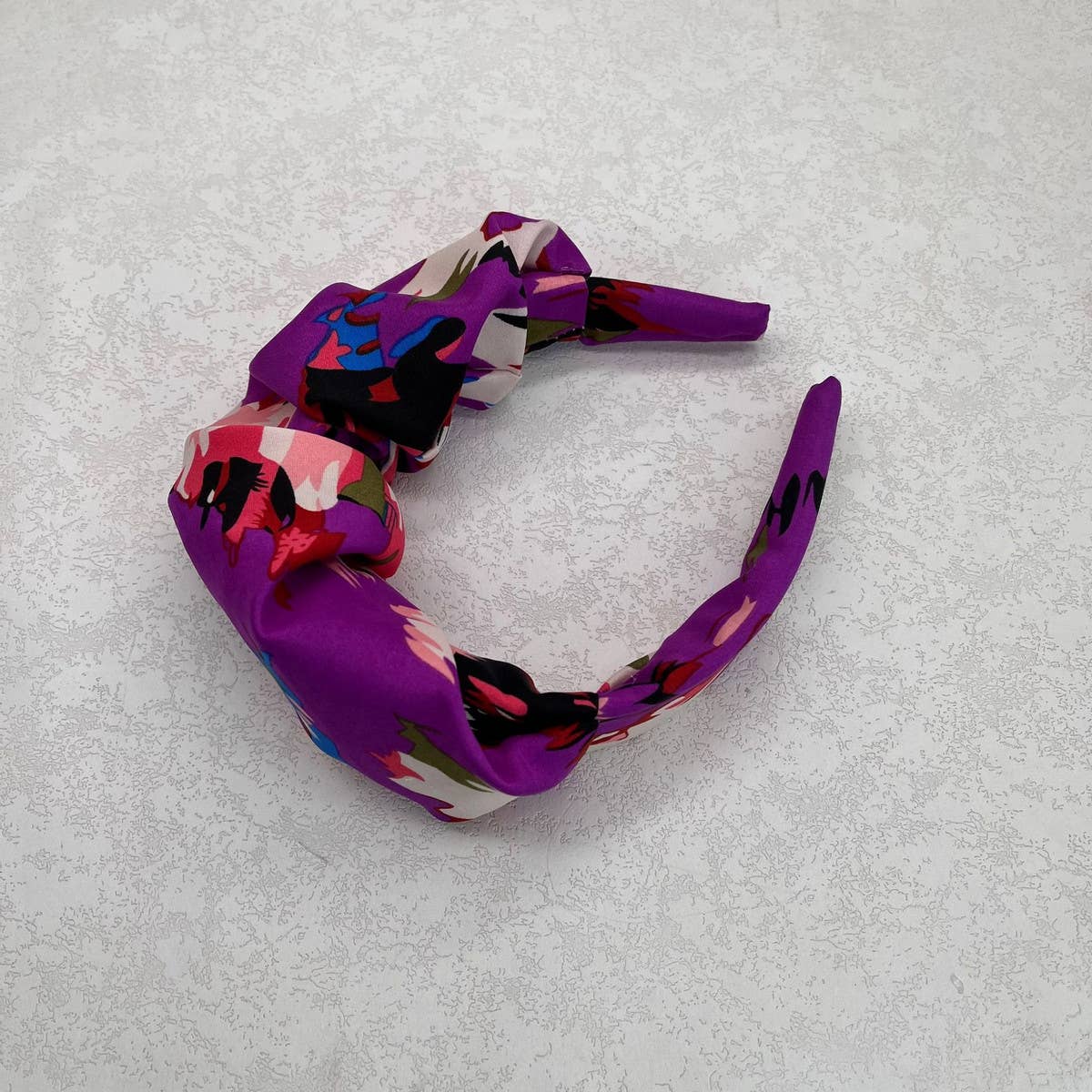 RETRO PLEATED WIDE BRIM HEADBAND_CWAHA2583