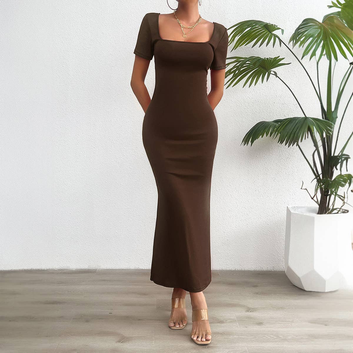 Solid color slim fit square neck bodycon dress
