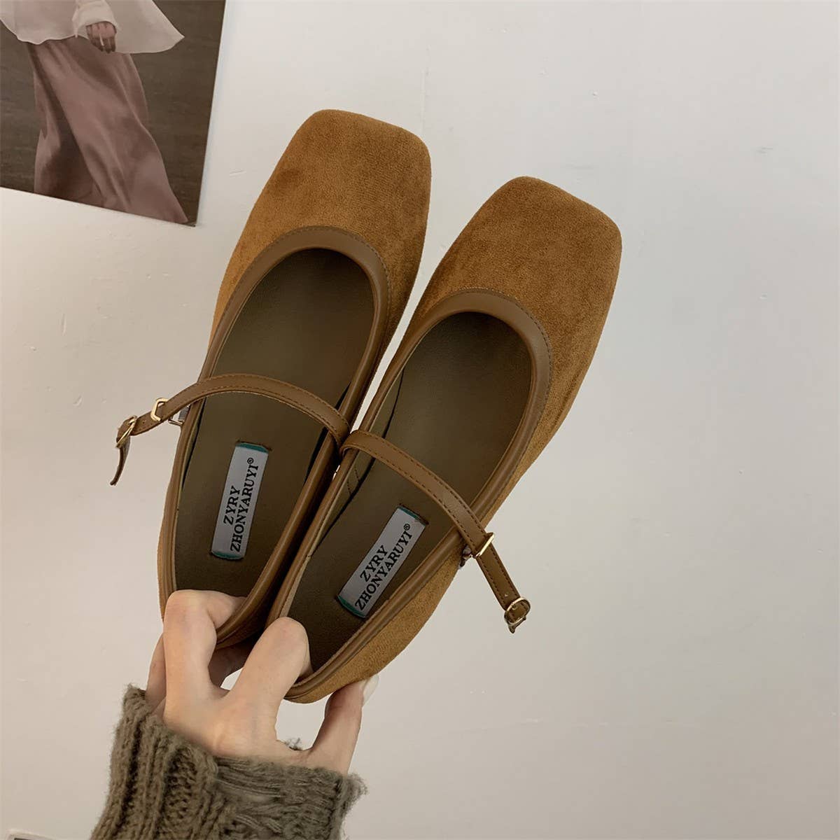 Retro Suede Mary Janes with Low Block Heels_CWSHF0169