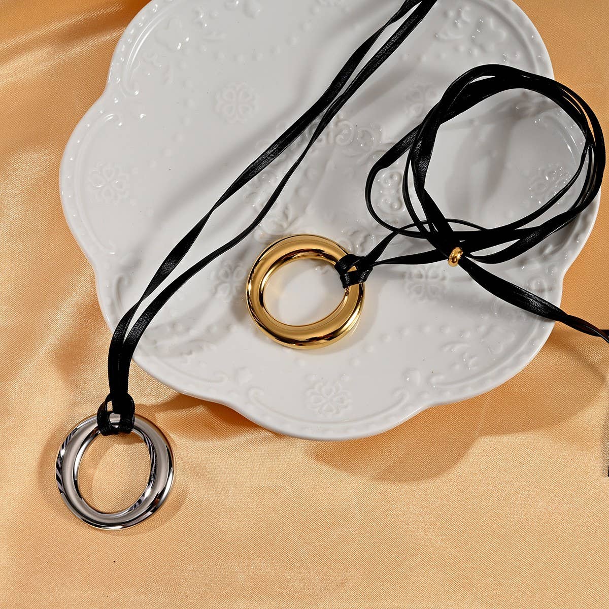 Minimalist 18K Steel Solid Hoop Earrings with Cord