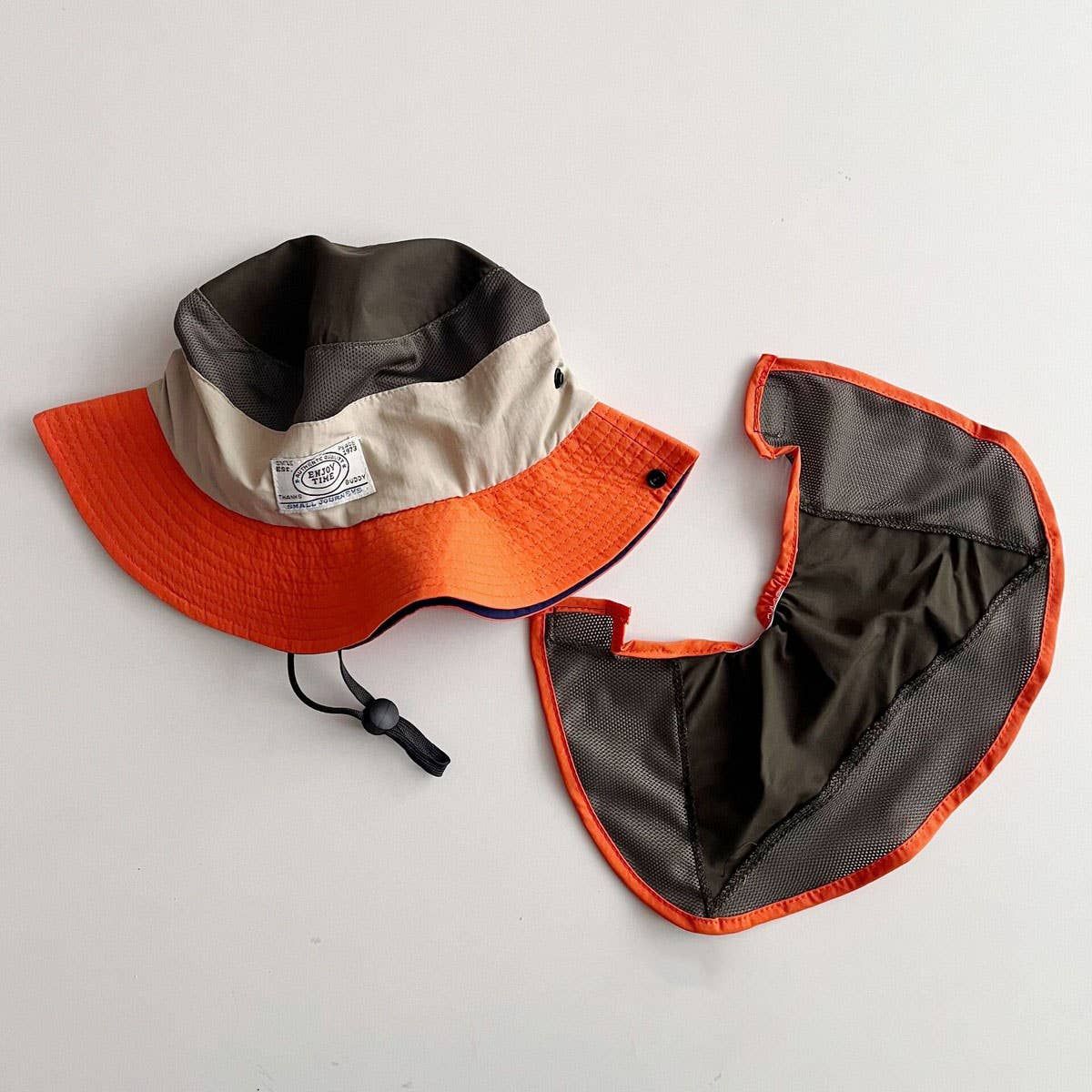 REMOVABLE CHILDREN'S COLOR-BLOCK BUCKET HAT_CWAH2870