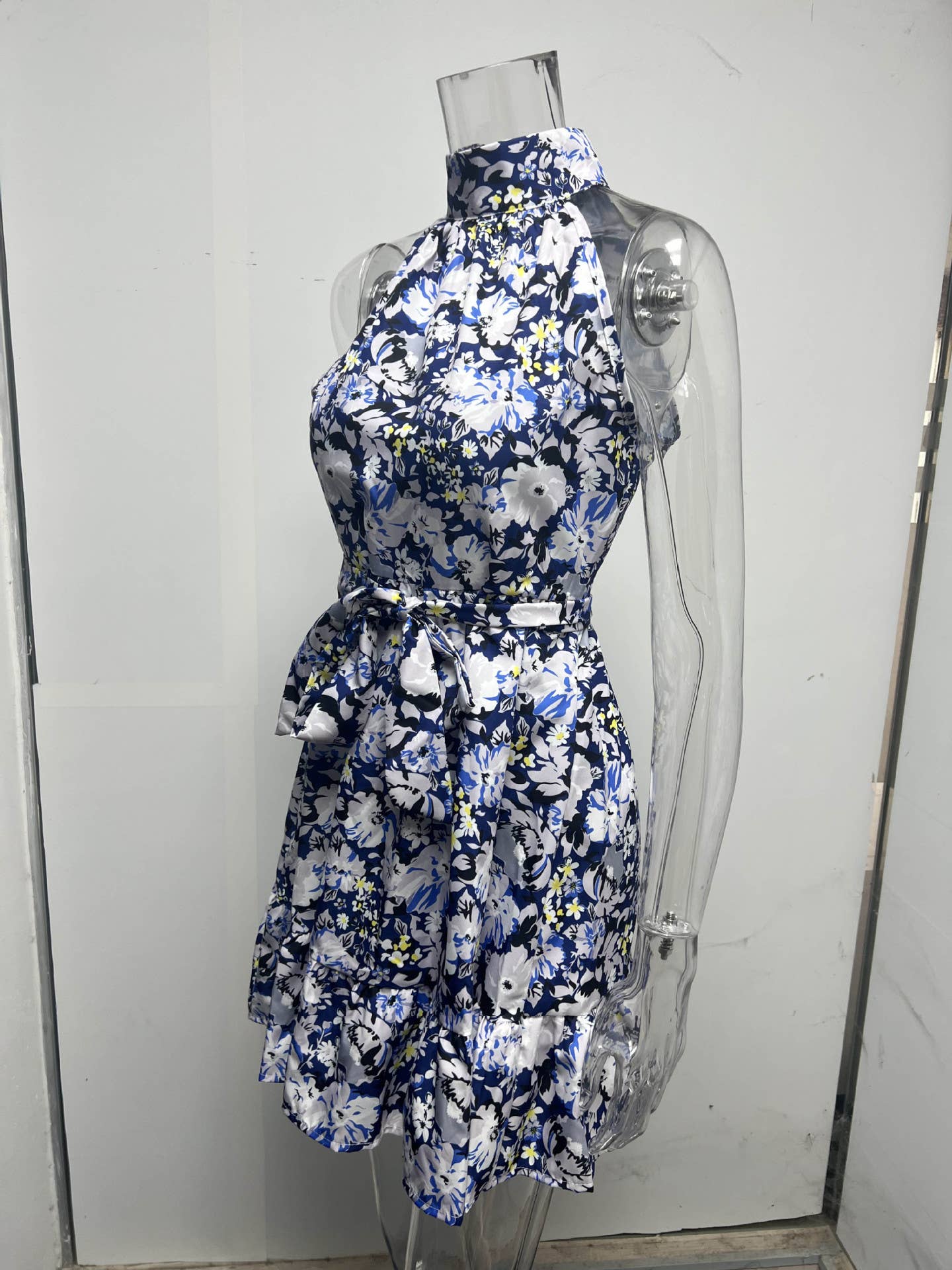 Temperament lace-up flouncy floral dress