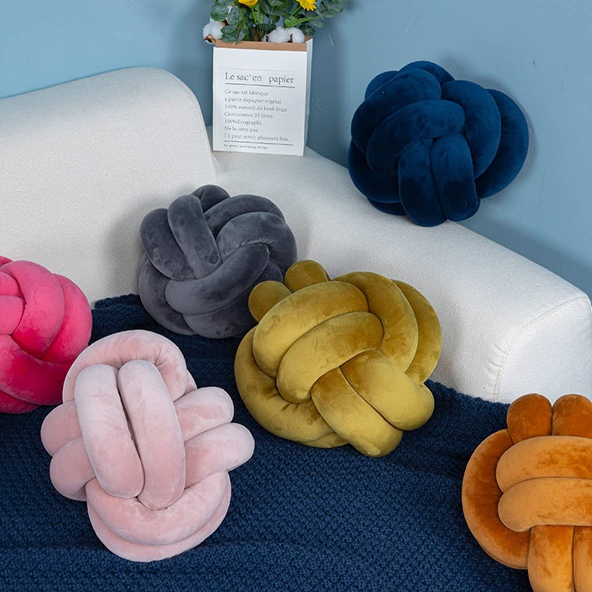 KNOT WITH TWO STRANDS OF ROPE PILLOW CUSHION