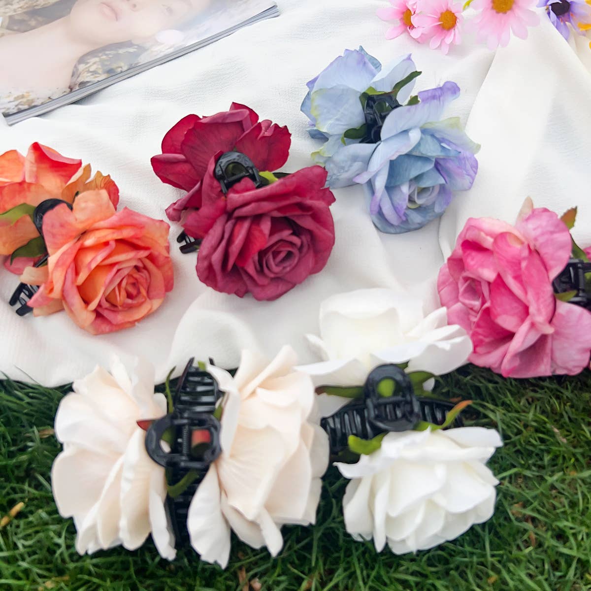 Dopamine fresh plastic rose clip-on hair clips