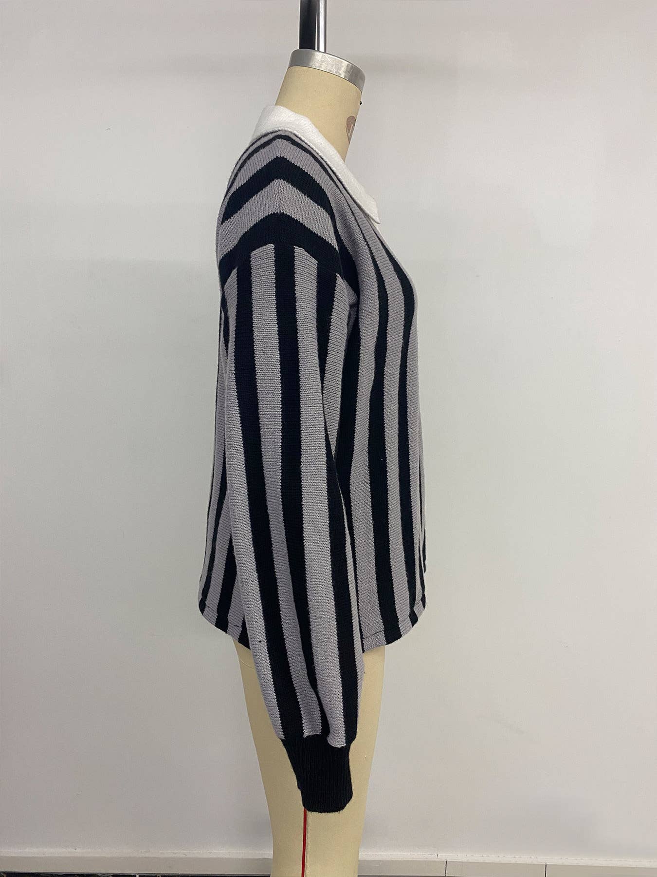 Vertical striped lapel pullover knitted sweater