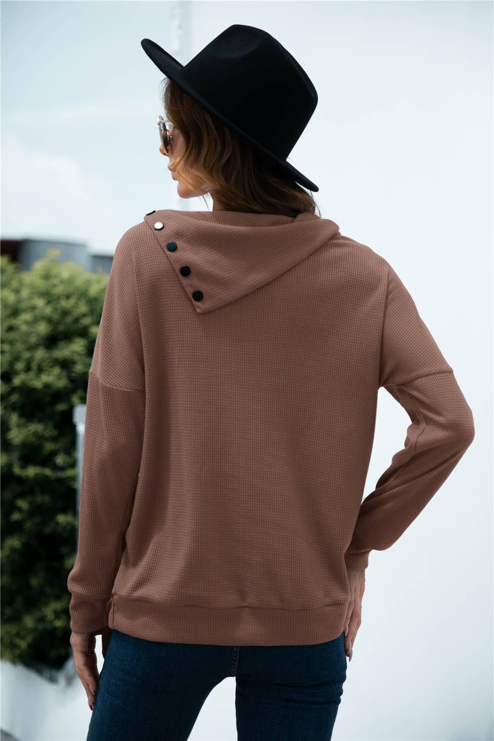 Side-collar pullover knitted solid color top