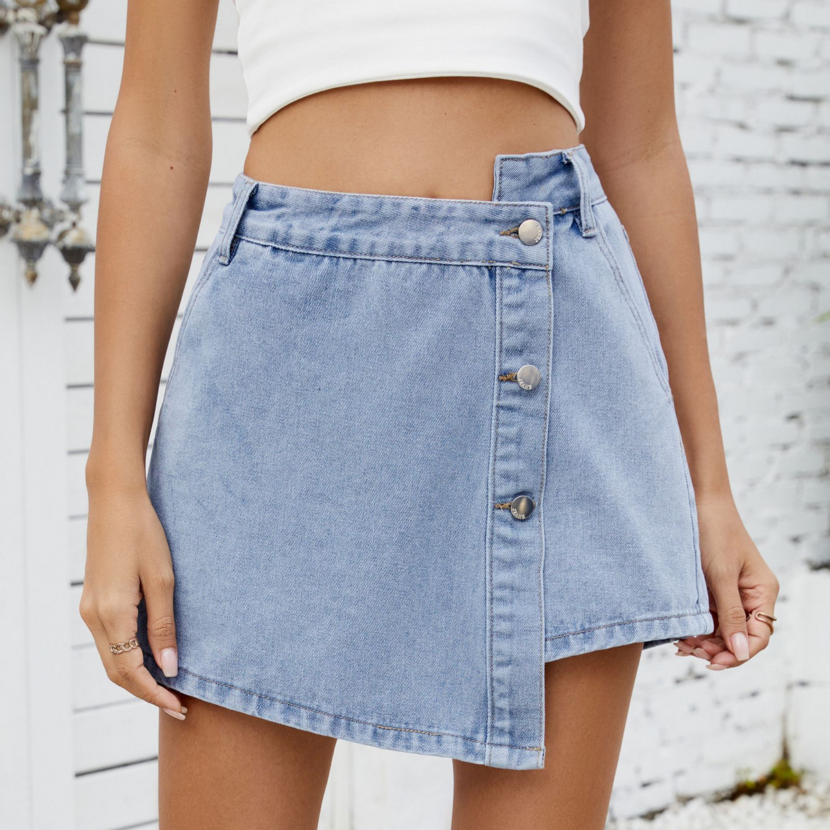 Irregular Hem Washed Denim Skort ? Summer