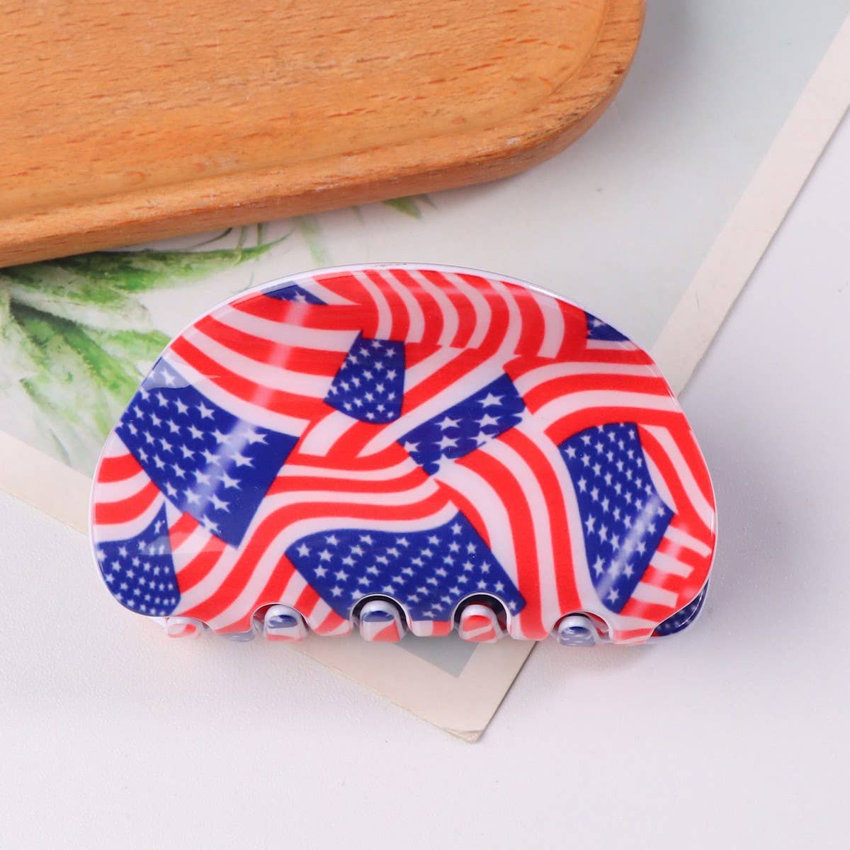 NEW SWEET AND VERSATILE HAIR CLIPS FOR JULY 4TH_CWAHA1270
