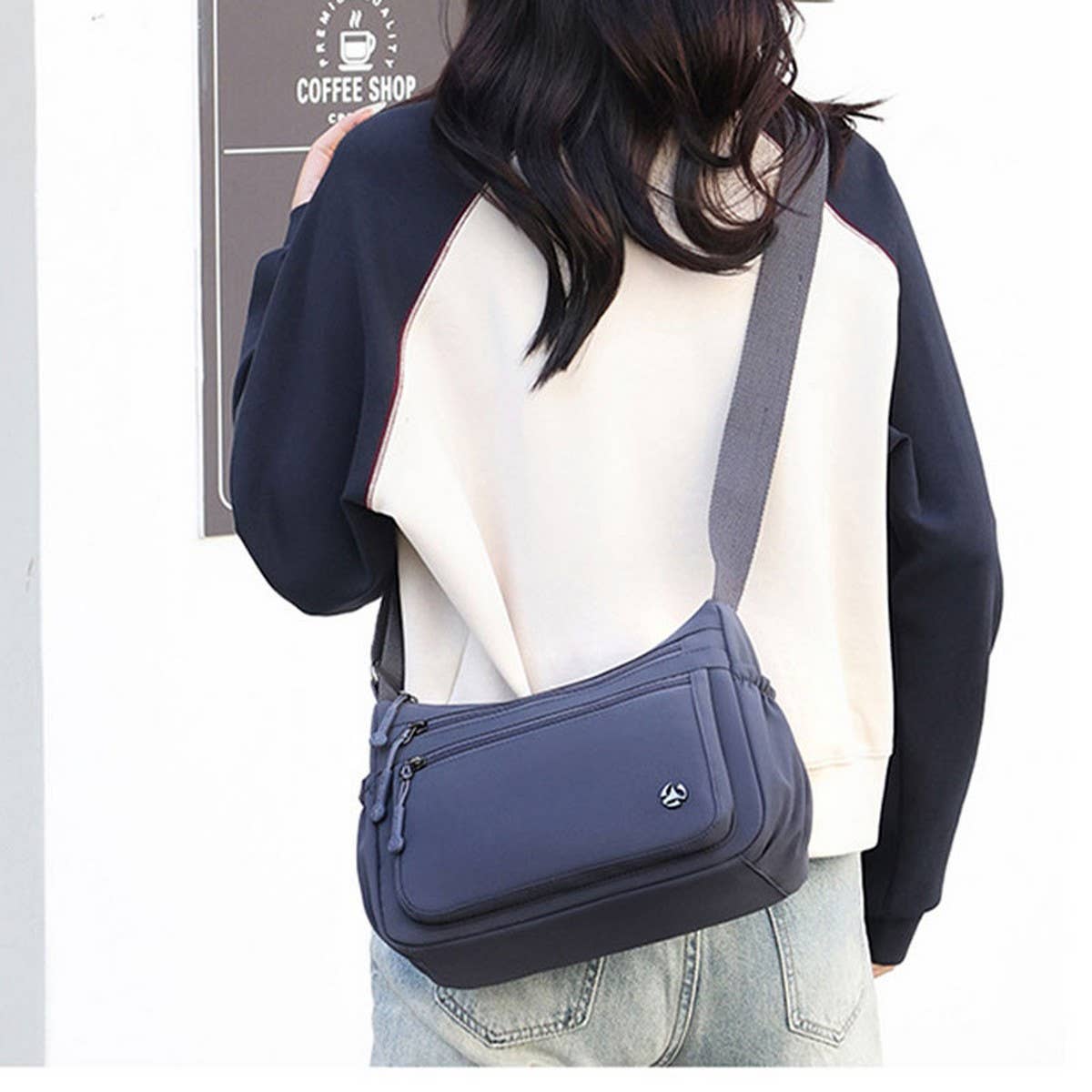 CASUAL SIMPLE MULTI-LAYER NYLON SHOULDER BAG_CWASC1779
