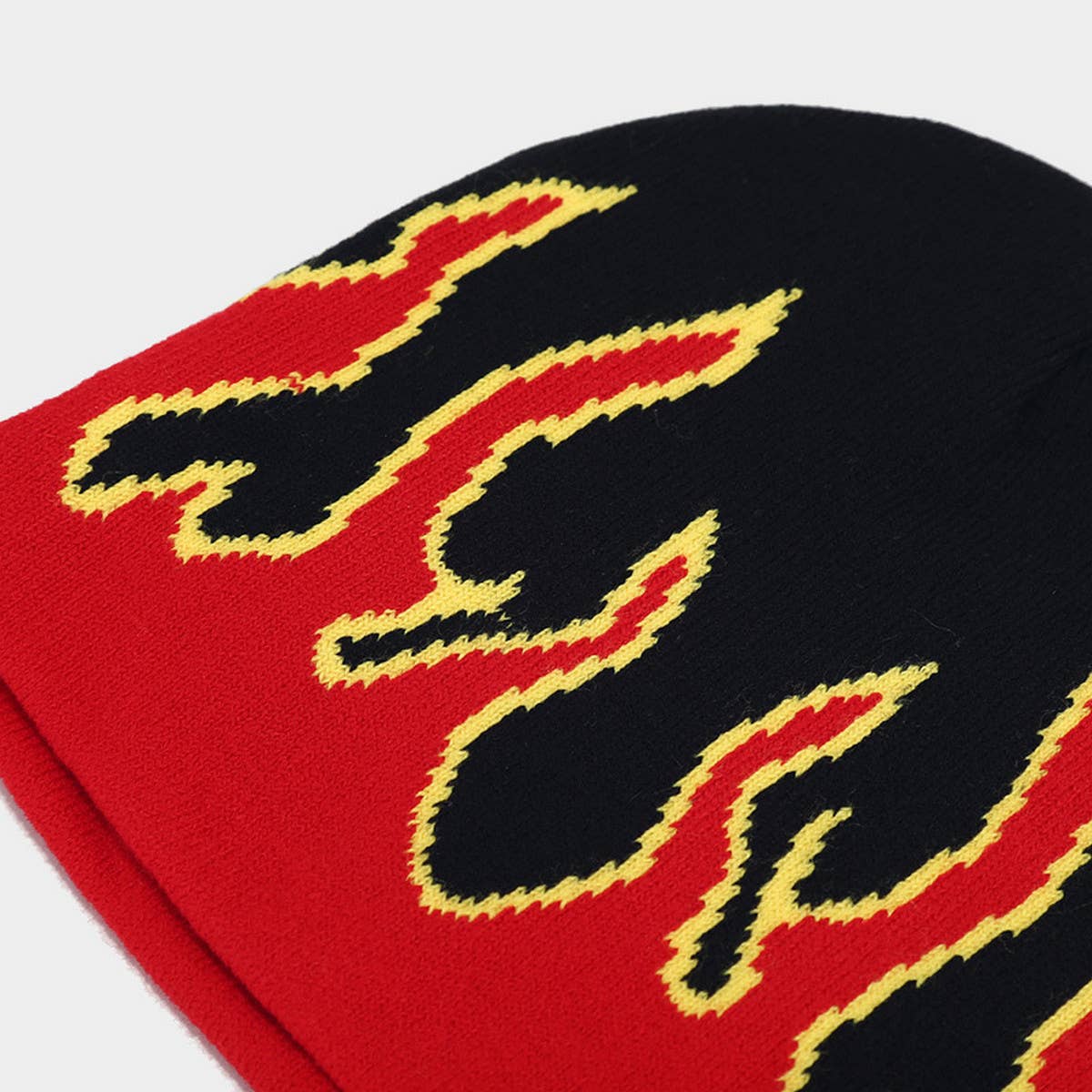 FASHION FLAME JACQUARD KNITTED HAT_CWAH1615