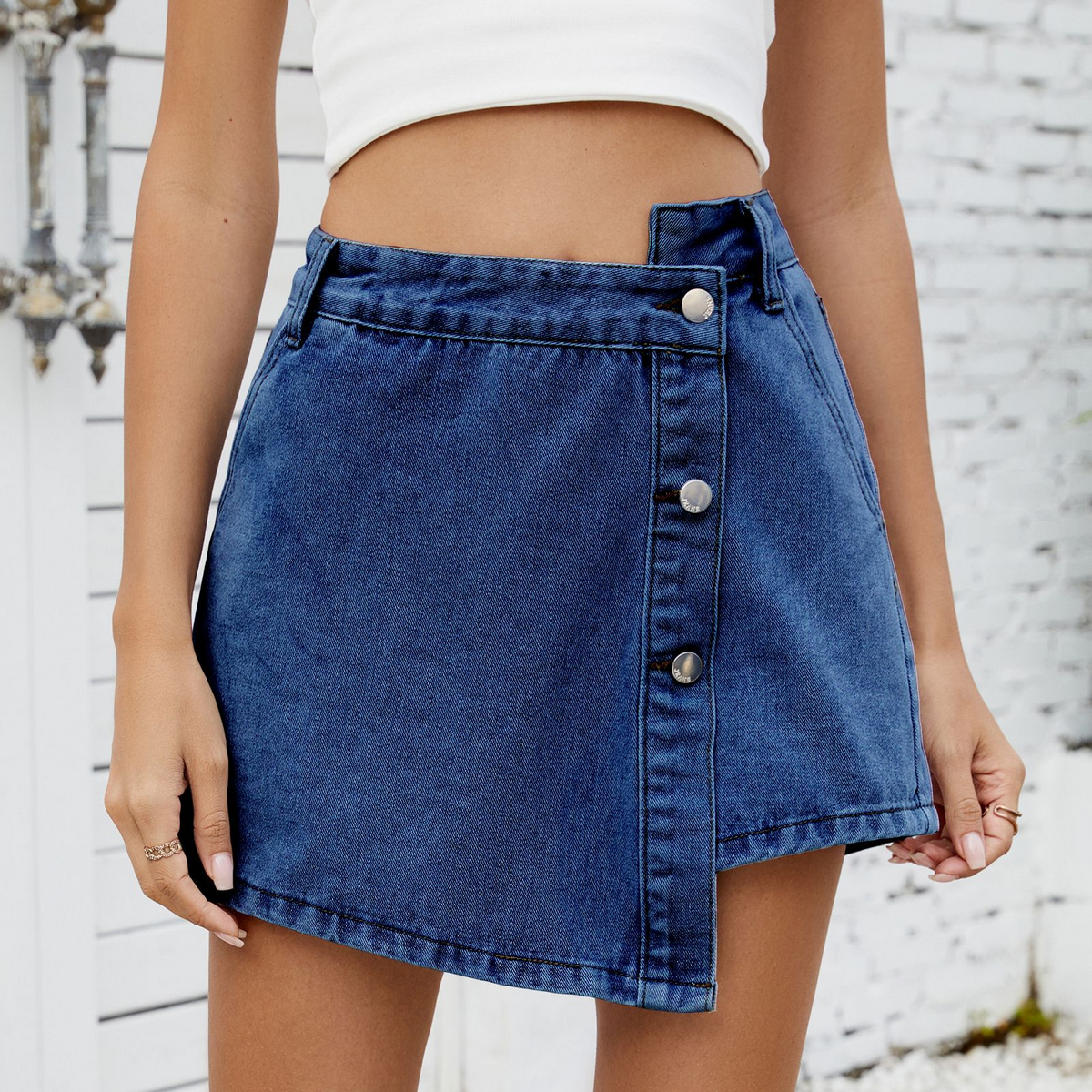 Irregular Hem Washed Denim Skort ? Summer