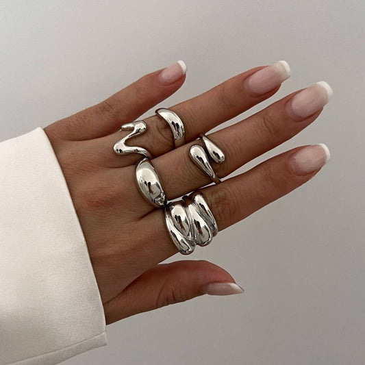 METAL CURVED OPENING ADJUSTABLE RING FOR WOMEN