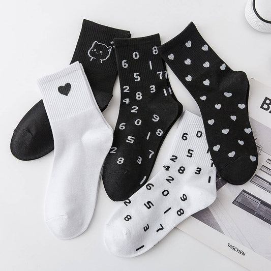 WOMEN'S FASHION HEART COTTON MIDDLE SOCKS