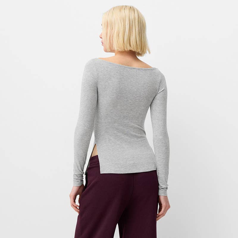 LINE NECK PLEATED SLIT SOLID COLOR T-SHIRT