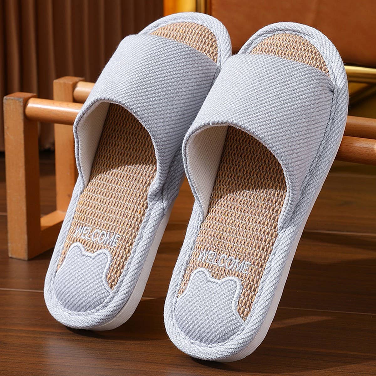 CUTE CARTOON BEAR LINEN SLIPPERS