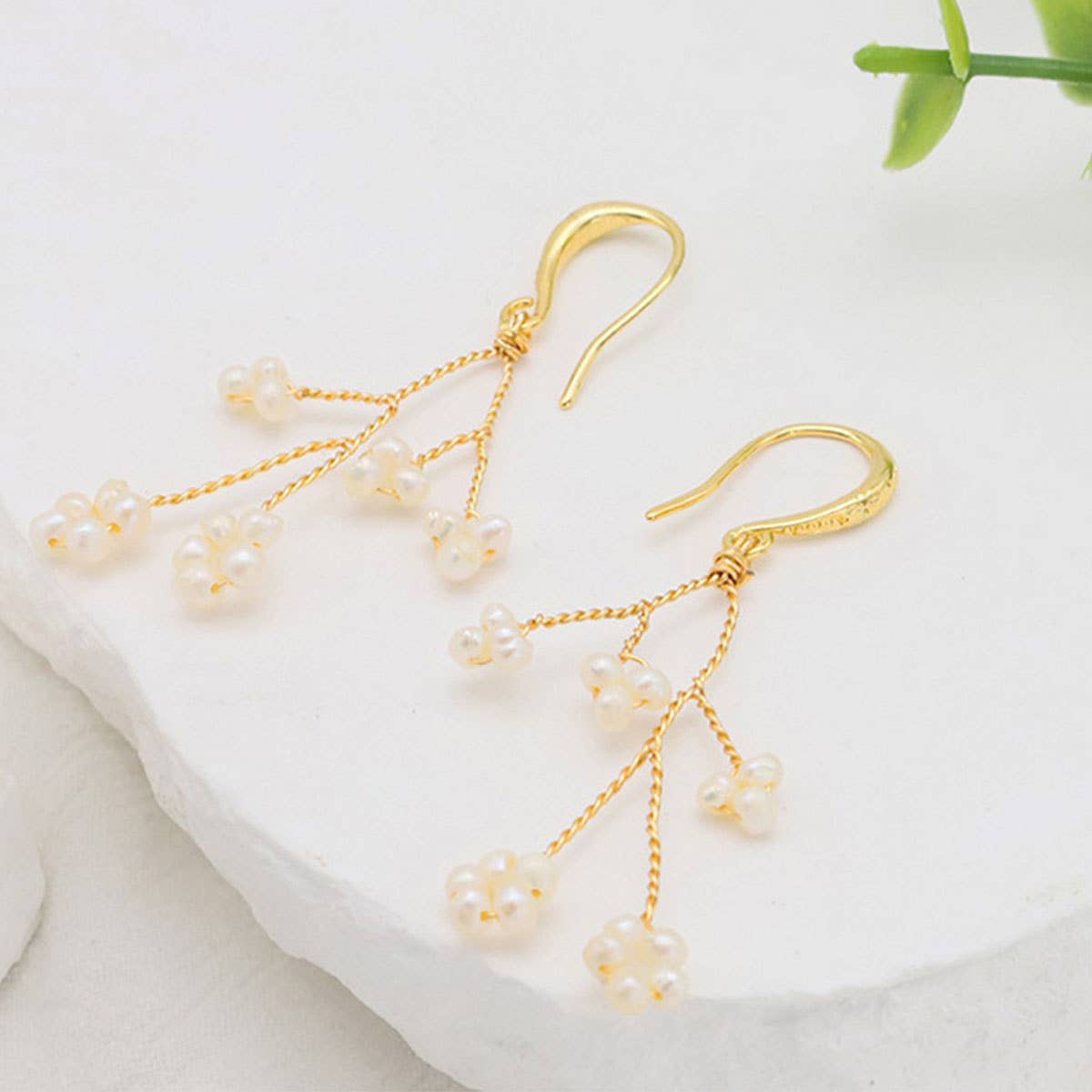 NEW HIGH-END FASHION LONG PEARL EARRINGS