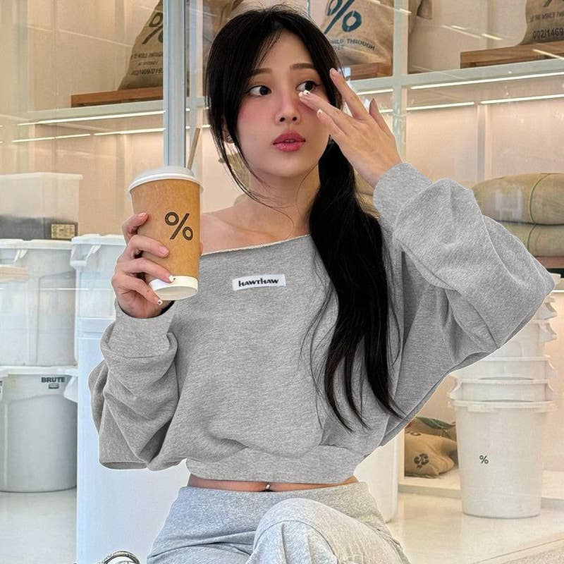 SHORT SOLID COLOR CROP COLLAR LONG SLEEVE HOODIE