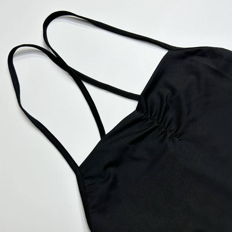 Sexy solid-colored short body-hugging dress