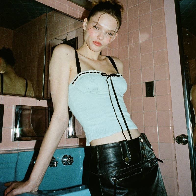 Lace square neck lace-up low-cut halter top