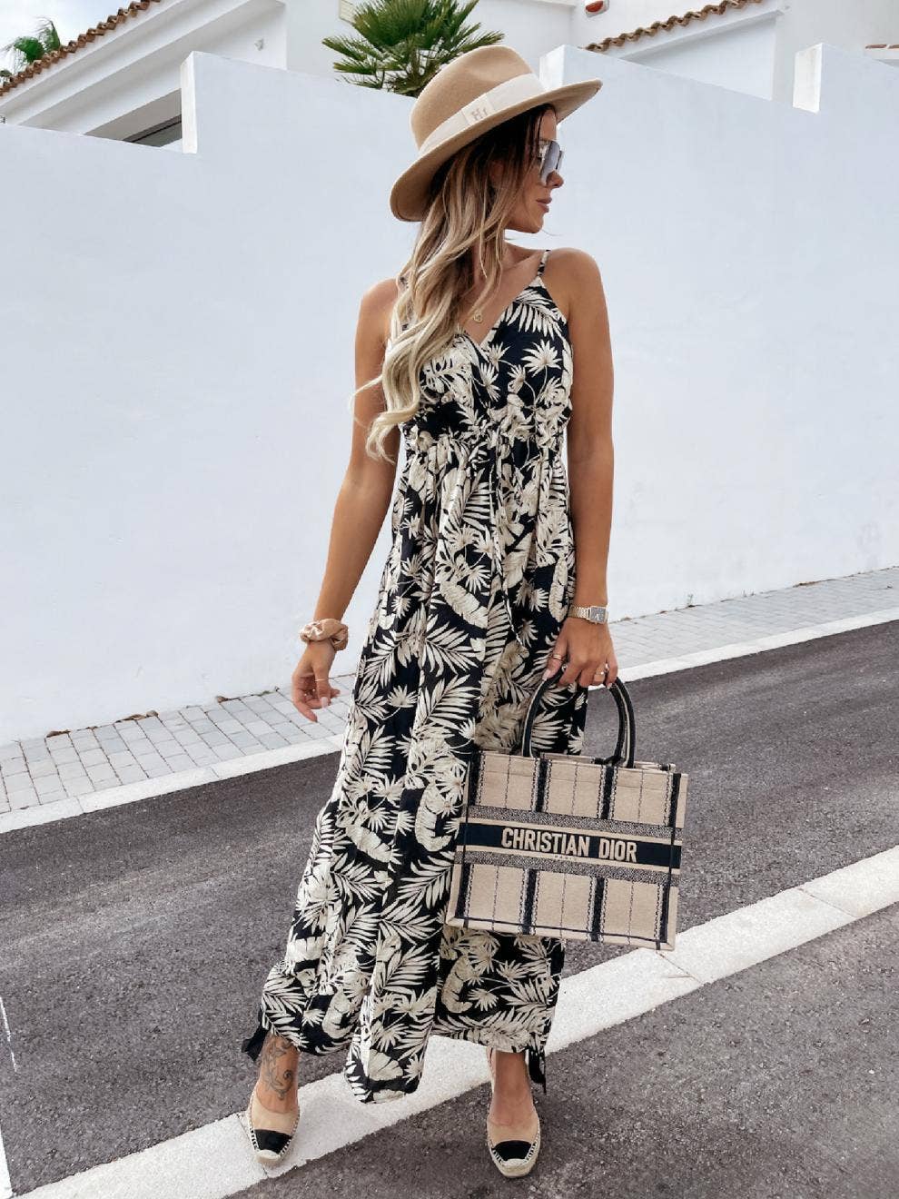 V-neck sleeveless halter print boho long dress