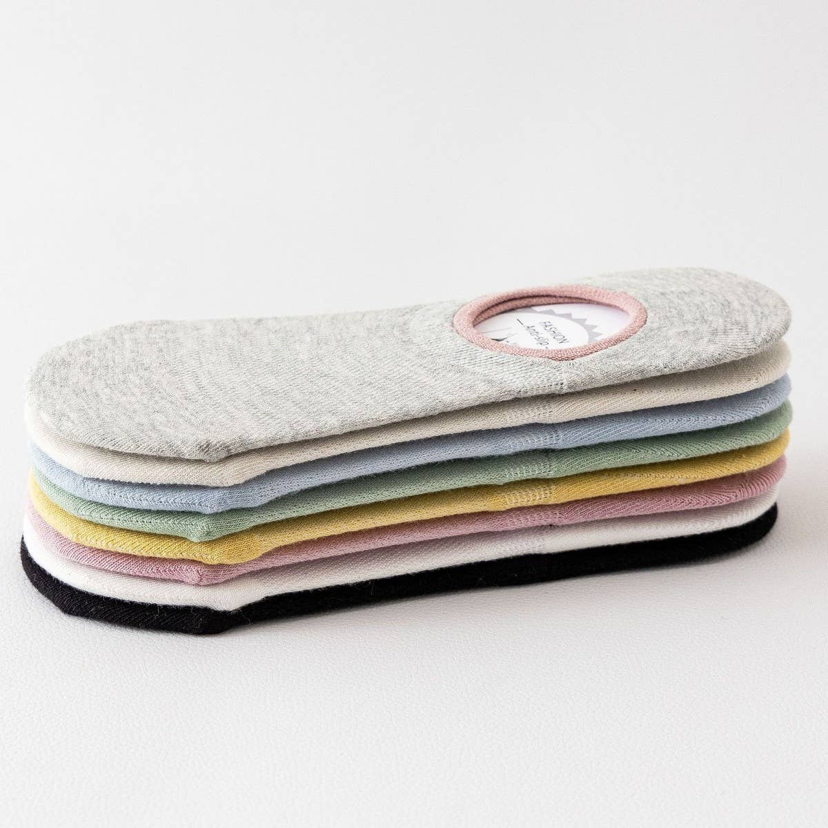 VERSATILE SOLID COLOR COTTON INVISIBLE SOCKS