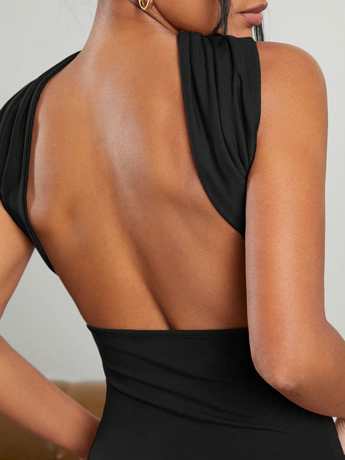 Unique anti-hanging neck slimming trend chest