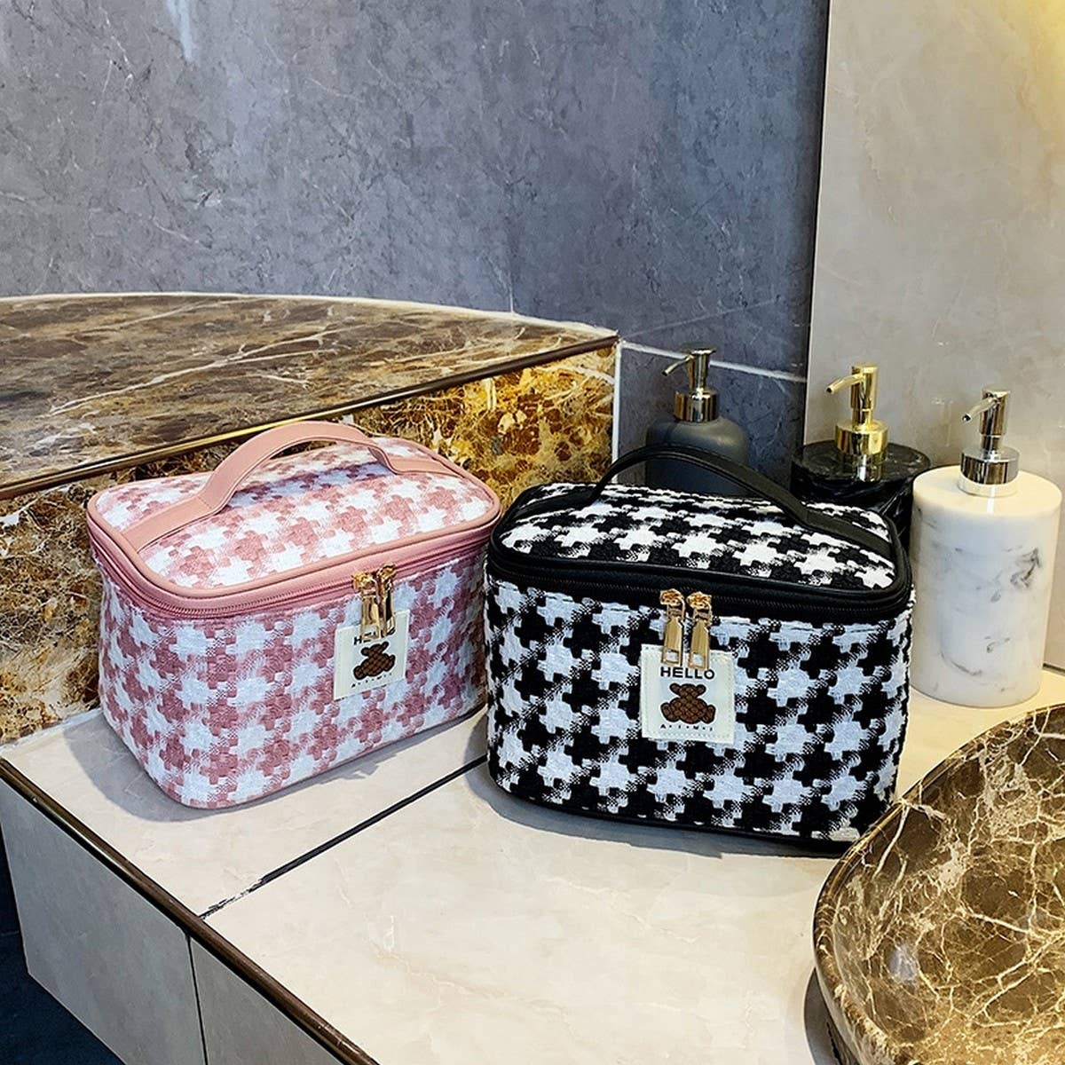 NEW HOUNDSTOOTH LARGE CAPACITY COSMETIC BAG_CWAB4412